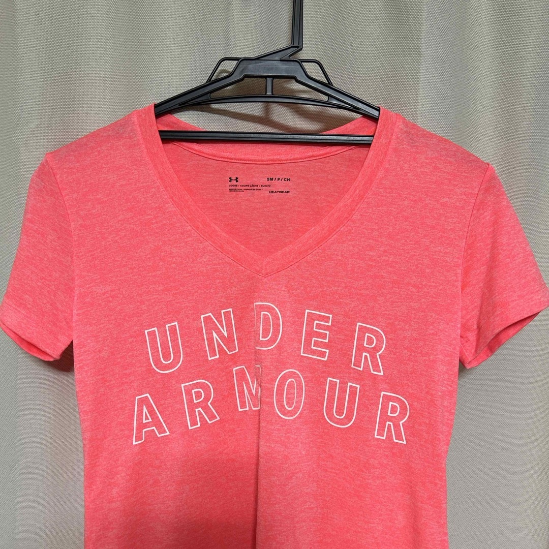 UNDER ARMOUR(アンダーアーマー)のアンダーアーマー♡Tシャツ レディースのトップス(Tシャツ(半袖/袖なし))の商品写真