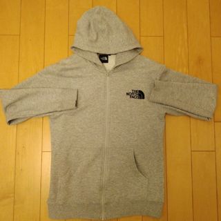 ザノースフェイス(THE NORTH FACE)のノースフェイス　パーカー　Mサイズ(パーカー)