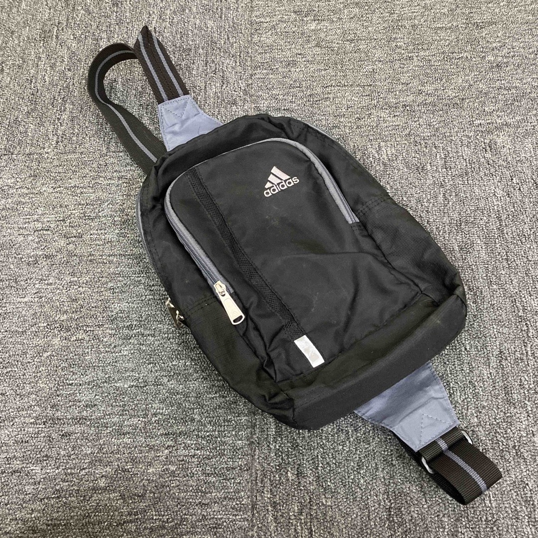 adidas(アディダス)の即決 adidas アディダス ワンショルダーバッグ メンズのバッグ(ショルダーバッグ)の商品写真