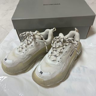 バレンシアガ(Balenciaga)のbalenciaga triples(スニーカー)