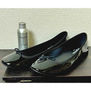 レペット(repetto)の【美品】レペット　バレーシューズ&エナメル用ローション　サンドリオン　ブラック(バレエシューズ)