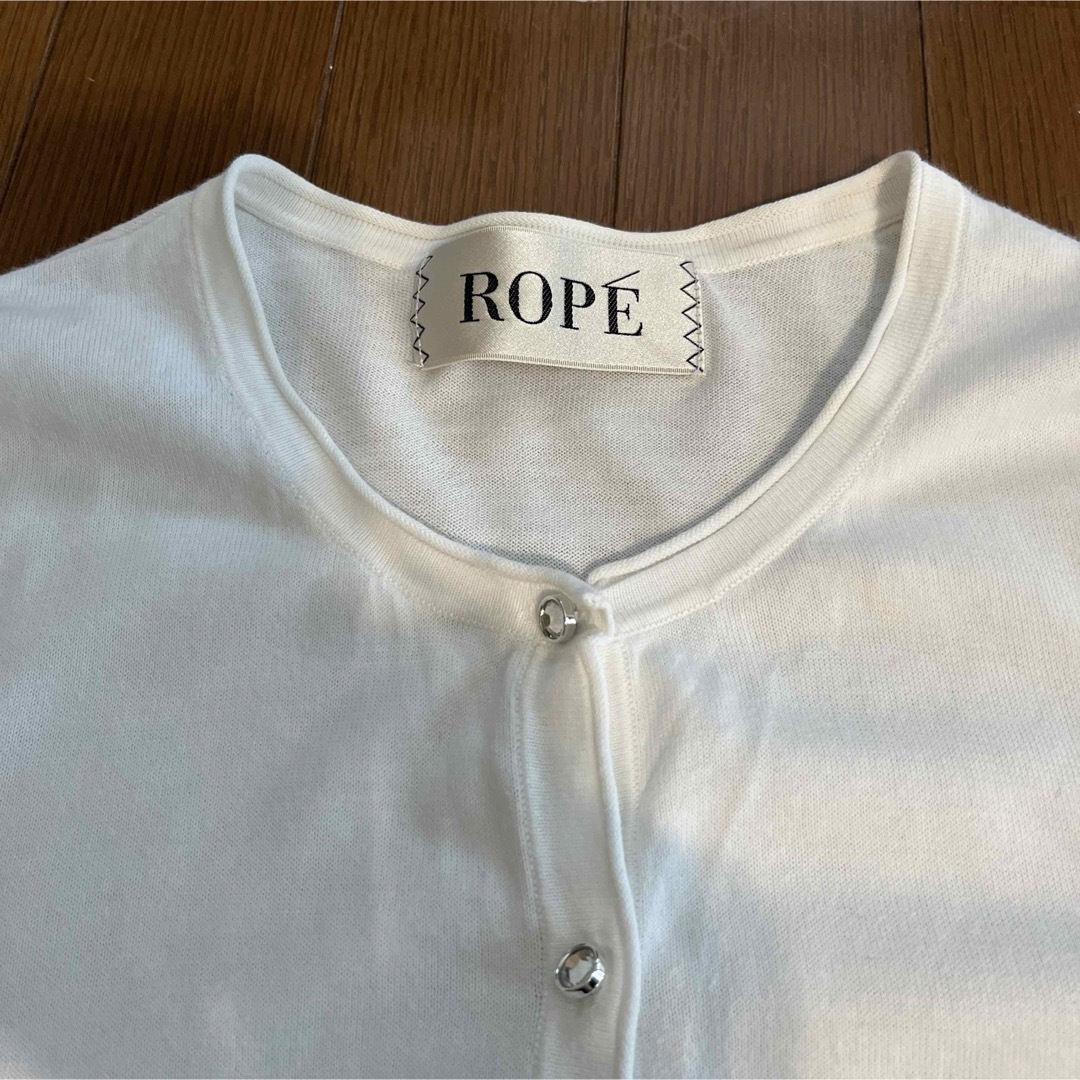 ROPE’(ロペ)のROPE ロペ カーディガン白 レディースのトップス(カーディガン)の商品写真