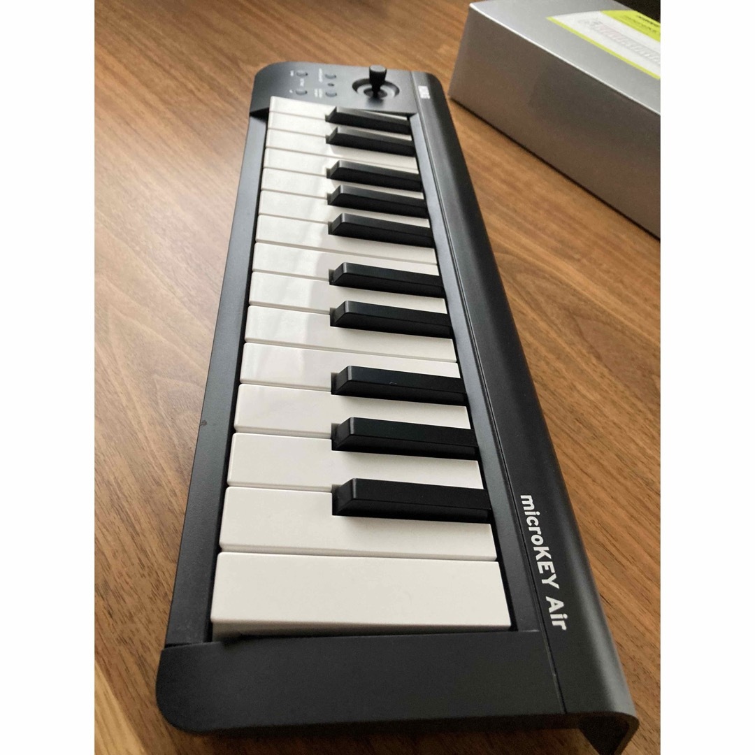 KORG ( コルグ ) microKEY2-25 MIDIキーボード 楽器のDTM/DAW(MIDIコントローラー)の商品写真