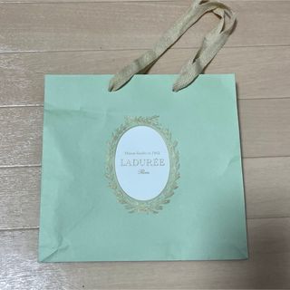 ラデュレ(LADUREE)のショッパー 紙袋　ラデュレ　プレゼント　ラッピング　洋菓子　マカロン　ギフト　即(ショップ袋)