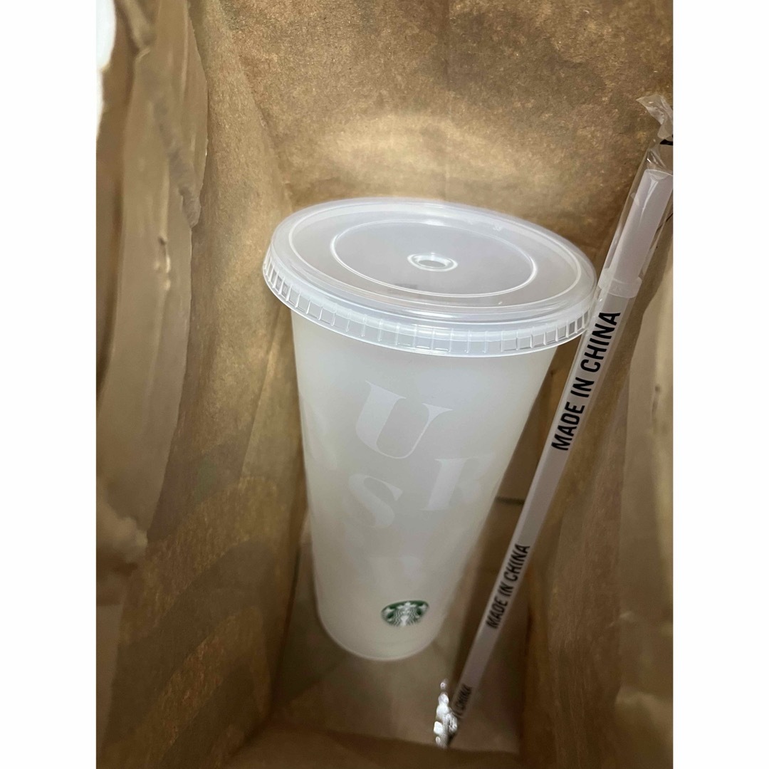 Starbucks(スターバックス)のスターバックス　リユーザブルカップ　カラーチェンジ　イエロー インテリア/住まい/日用品のキッチン/食器(タンブラー)の商品写真