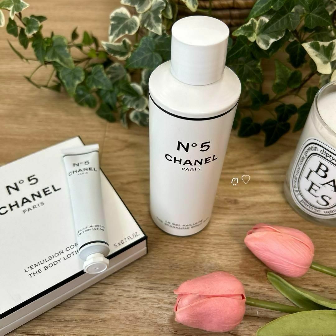 CHANEL(シャネル)のCHANELシャネルNo.5ボディローションチューブ&スパークリングボディジェル コスメ/美容のボディケア(ボディローション/ミルク)の商品写真