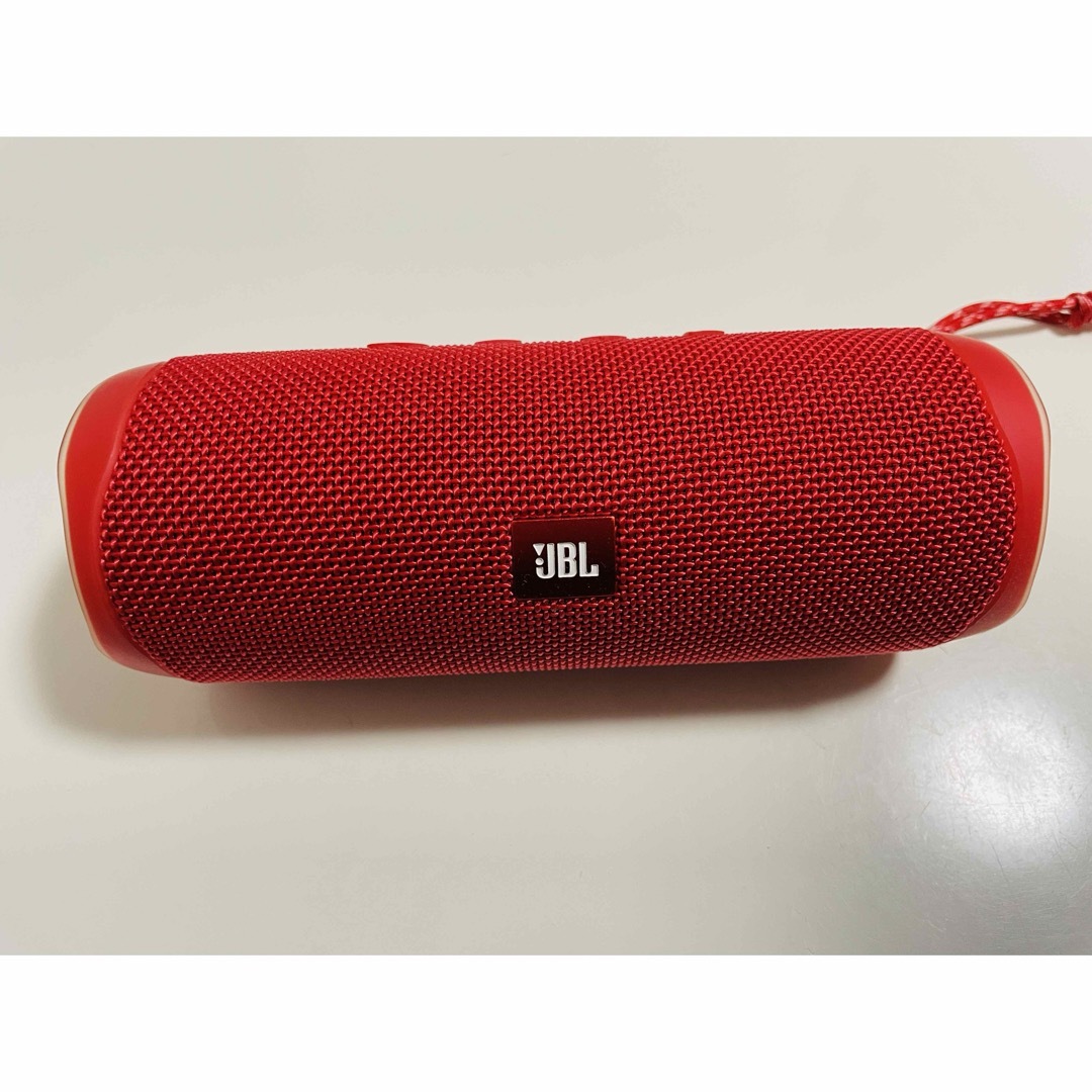 Flip(フリップ)のJBL ワイヤレススピーカー FLIP5 RED スマホ/家電/カメラのオーディオ機器(スピーカー)の商品写真