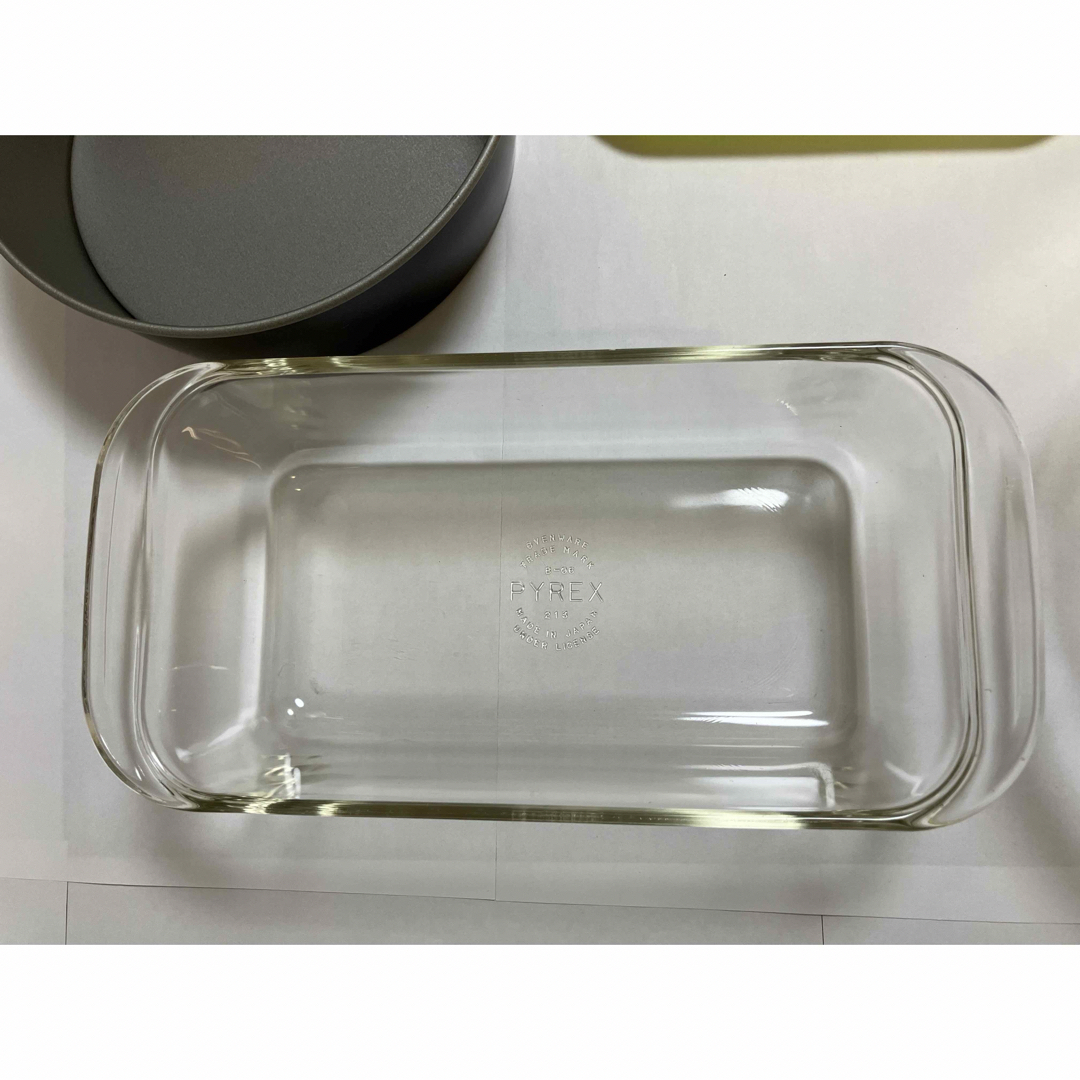 Pyrex(パイレックス)の調理器具6点セット　製菓　パイレックス　貝印　耐熱ガラス　ケーキ型　裏ごし器 インテリア/住まい/日用品のキッチン/食器(調理道具/製菓道具)の商品写真