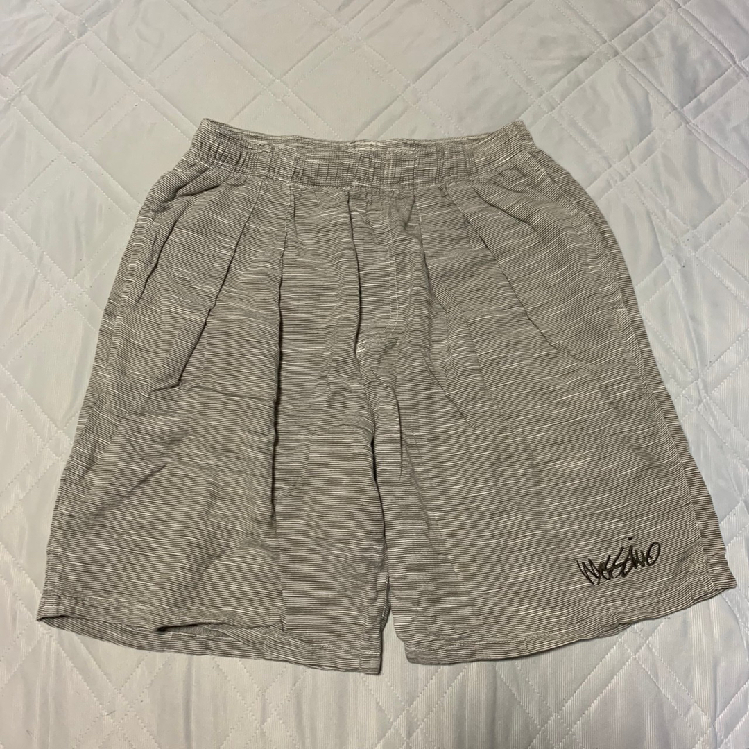 MOSSIMO(モッシモ)のMossimo ショーツ Grey メンズのパンツ(ショートパンツ)の商品写真