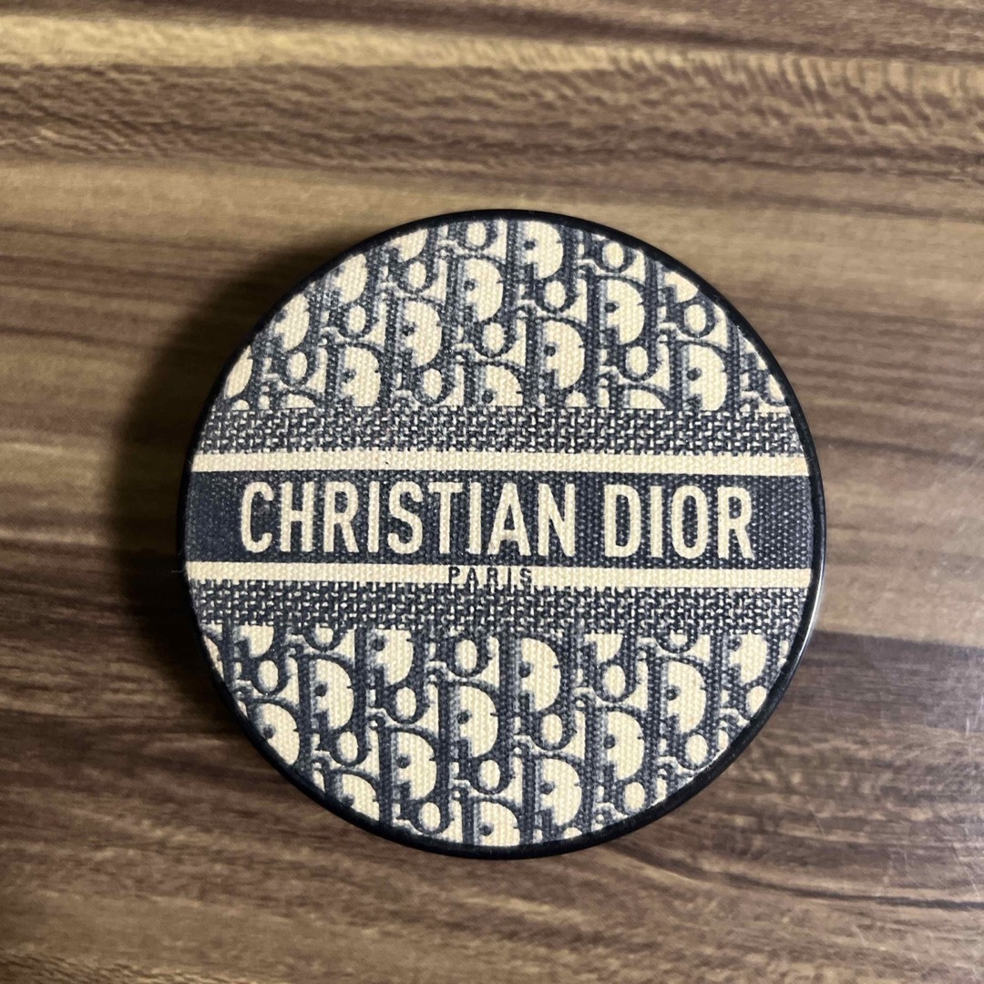 Dior(ディオール)のディオールクッションファンデケースのみ コスメ/美容のベースメイク/化粧品(ファンデーション)の商品写真