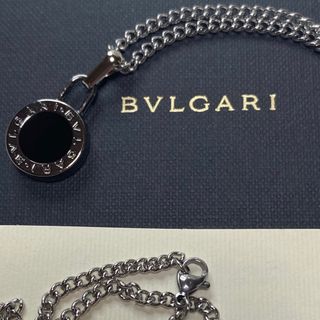 ブルガリ(BVLGARI)の【新品正規品】BVLGARI ペンダント チャーム +チェーン 革紐 ネックレス(ネックレス)