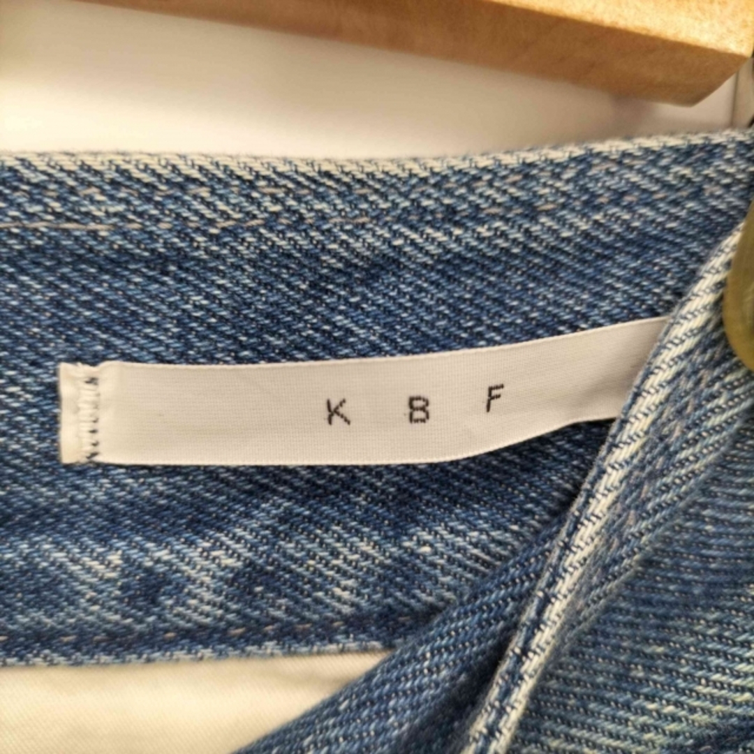 KBF(ケービーエフ)のKBF(ケイビーエフ) 裾カットオフ リメイク ボーイズ デニム レディース レディースのパンツ(デニム/ジーンズ)の商品写真