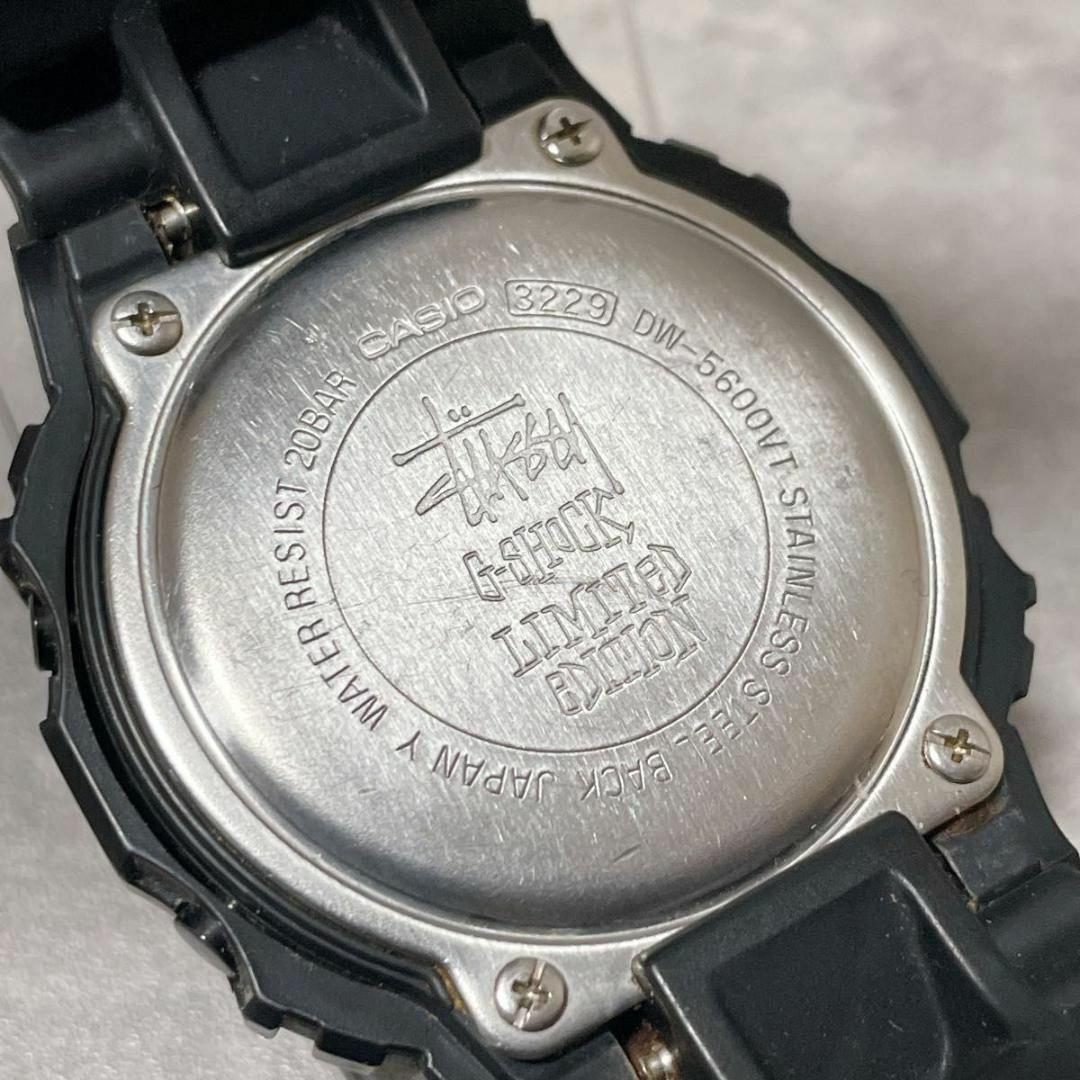 G-SHOCK(ジーショック)の激レア ステューシー コラボ カシオ G-SHOCK DW-5600 別注モデル メンズの時計(腕時計(デジタル))の商品写真