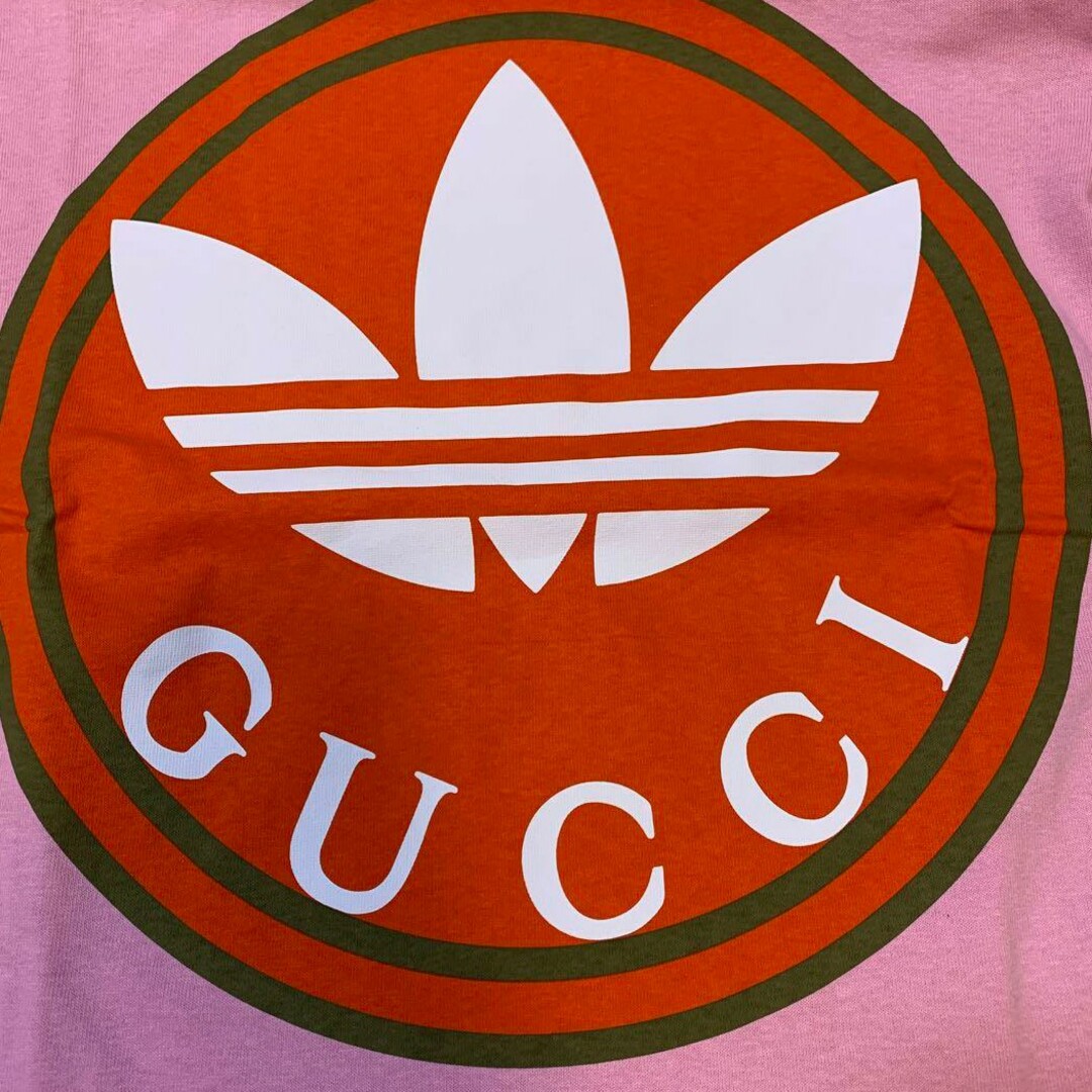 Gucci(グッチ)のadidas×GUCCI コットンジャージー Tシャツ ロゴ L オレンジピンク メンズのトップス(Tシャツ/カットソー(半袖/袖なし))の商品写真