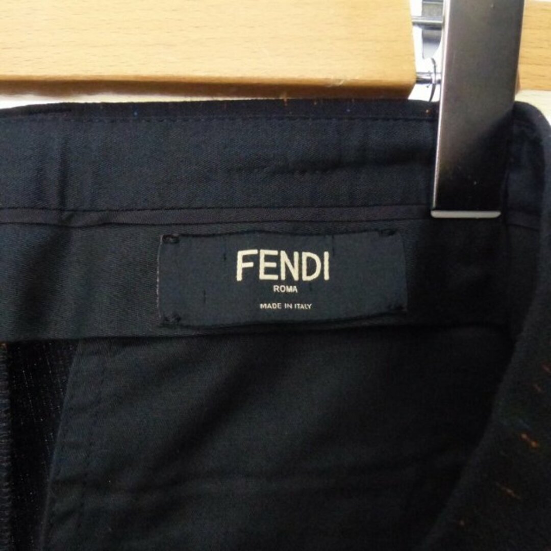 FENDI(フェンディ)のフェンディ FENDI ウールスラックス FB0366 メンズのパンツ(スラックス)の商品写真