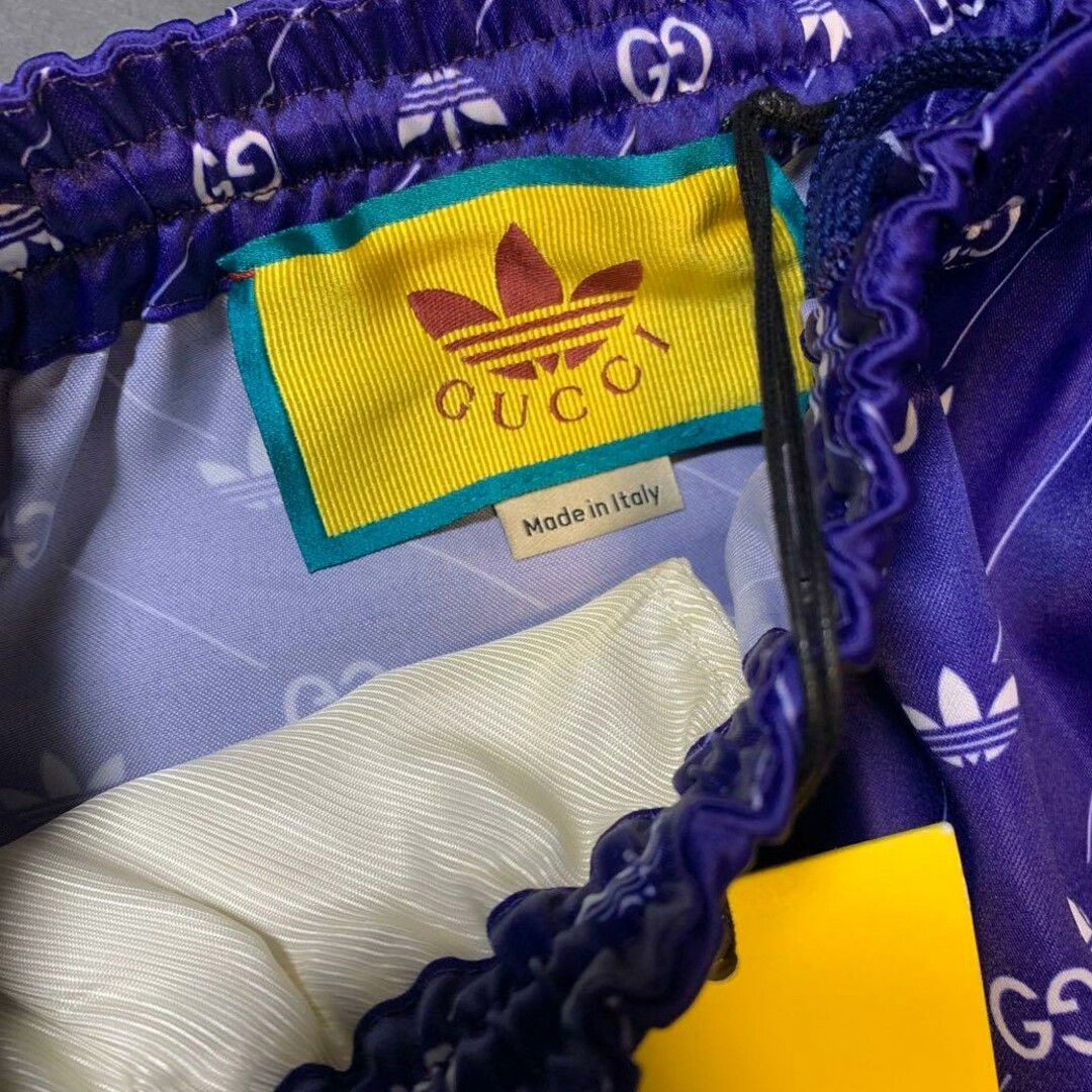 Gucci(グッチ)のGucci x adidas Trefoil Print Shorts Blue メンズのパンツ(ショートパンツ)の商品写真