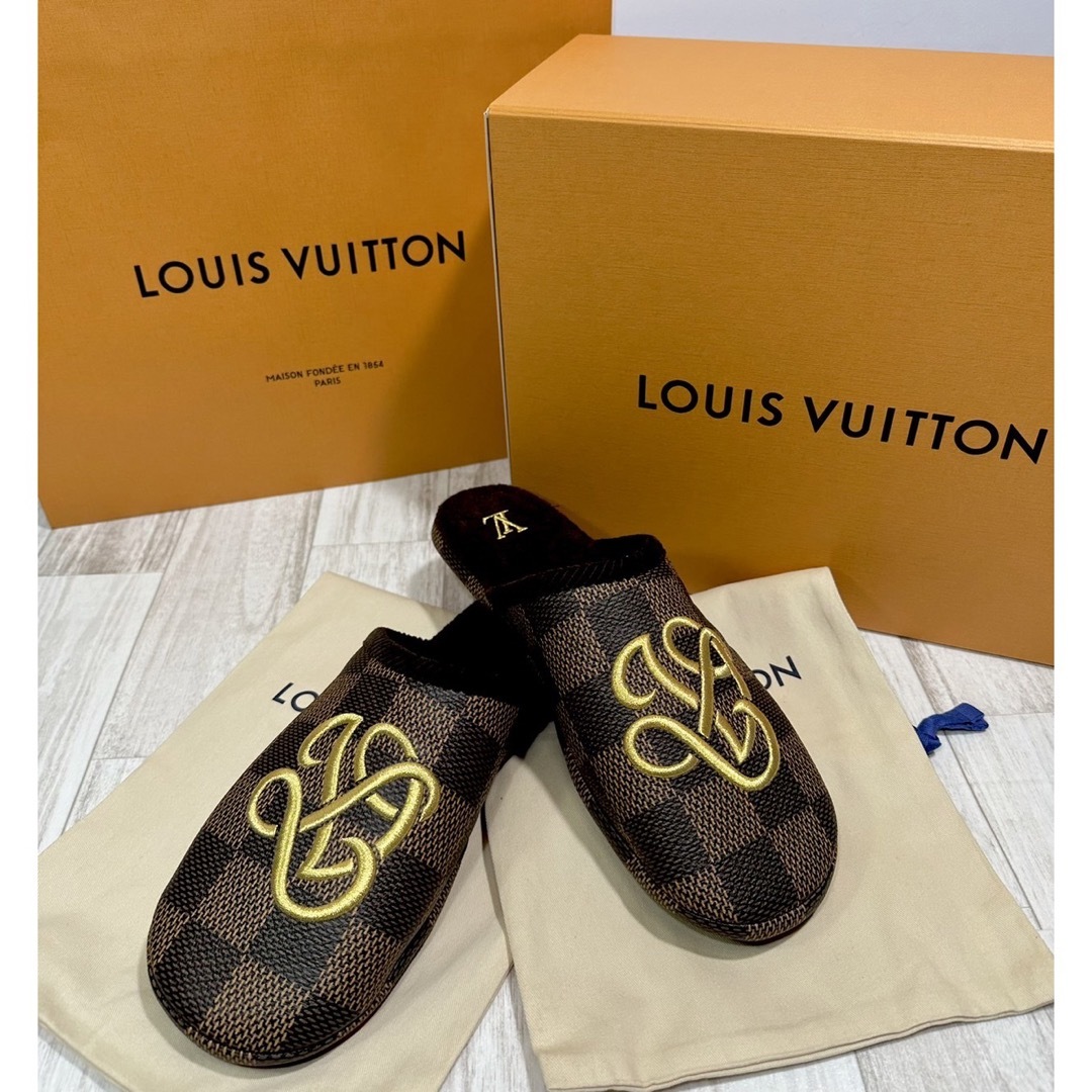 LOUIS VUITTON(ルイヴィトン)の2024SS/最新作★ルイヴィトン LVパレスラインダミエミュール/サンダル メンズの靴/シューズ(サンダル)の商品写真