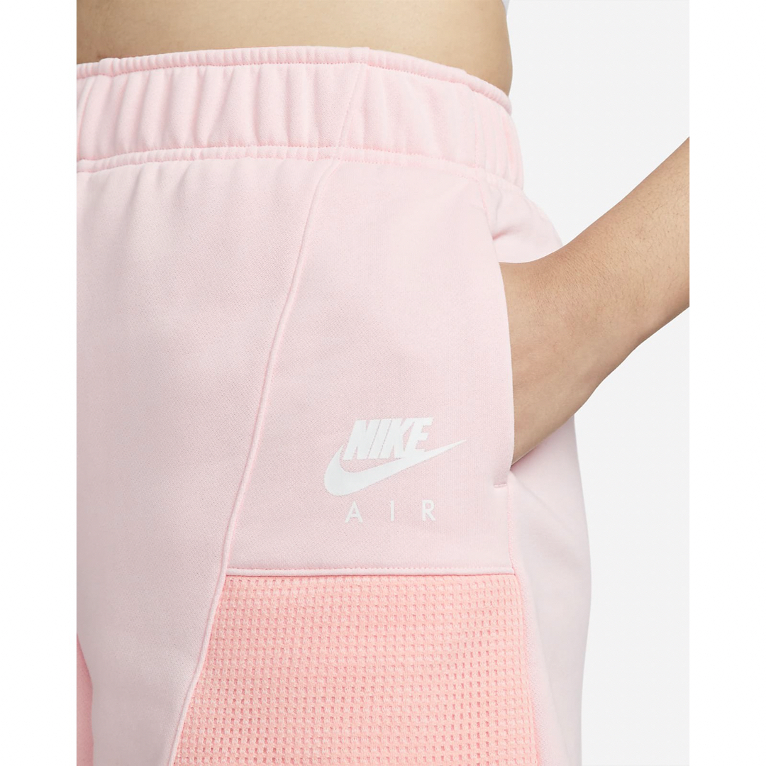 NIKE(ナイキ)の新品★NIKE★ハーフパンツ★ショートパンツ★ピンク★Lサイズ レディースのパンツ(ショートパンツ)の商品写真