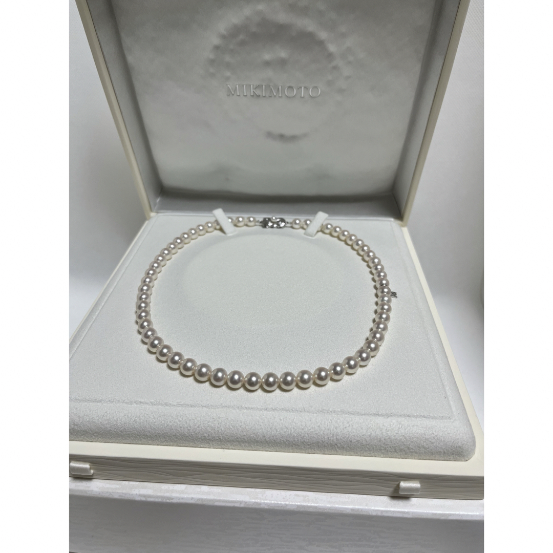 MIKIMOTO(ミキモト)のミキモト　パールネックレス　7〜7.5㎜未満　長さ43.5㎝　付属品付き美品 レディースのアクセサリー(ネックレス)の商品写真