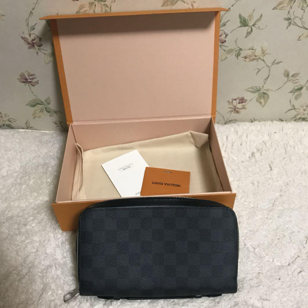 LOUIS VUITTON(ルイヴィトン)のルイヴィトン長財布　ダミエ・グラフィットジッピーXL メンズのファッション小物(長財布)の商品写真