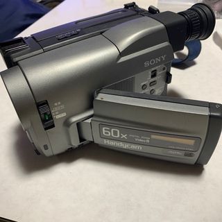 ソニー(SONY)の動作品　SONY Video8  Handycam  CCD-TRV513  ②(ビデオカメラ)