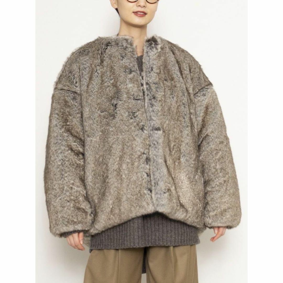 HYKE(ハイク)の【超美品】HYKE FAUX FUR REVERSIBLE JACKET S レディースのジャケット/アウター(毛皮/ファーコート)の商品写真