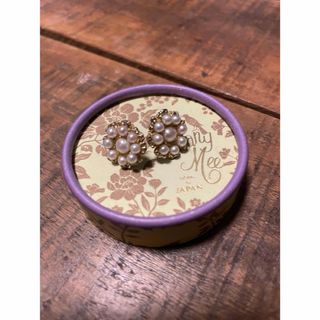 チャンミー(Chang Mee)のchang mee お花ピアス(ピアス)