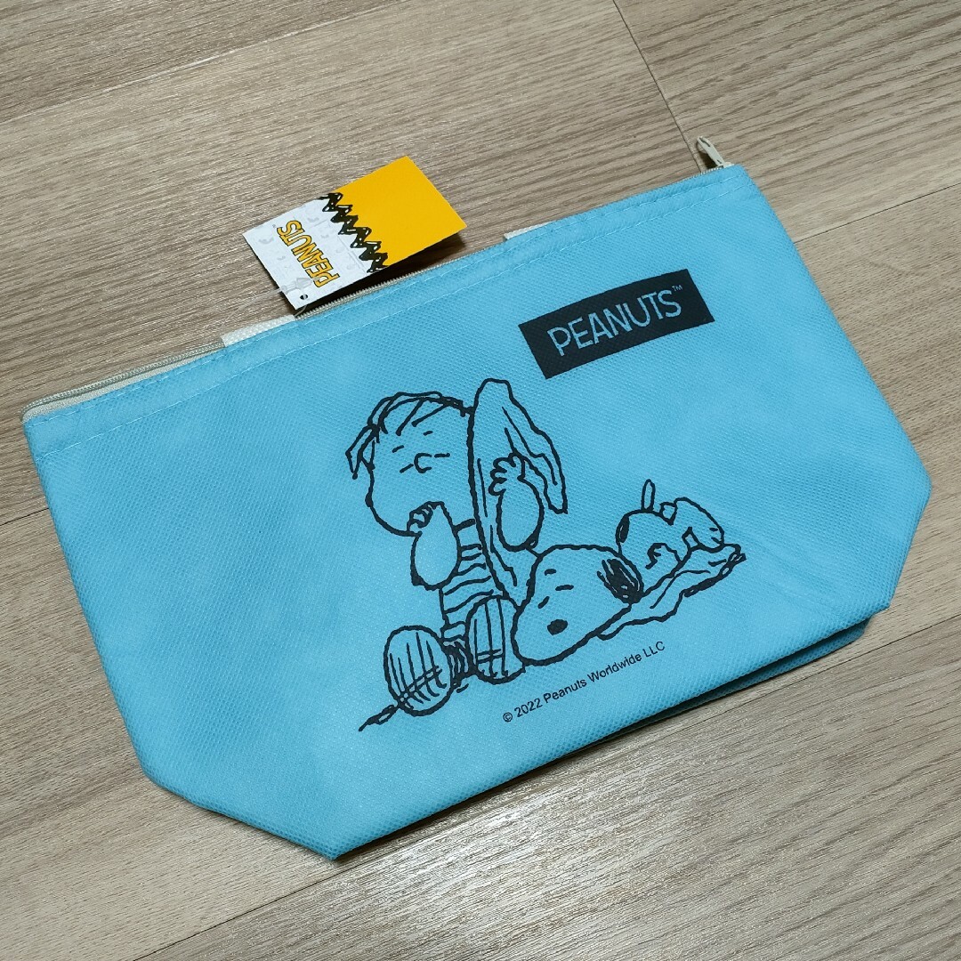 SNOOPY(スヌーピー)のスヌーピー　ランチボックス　お弁当箱　保冷バッグ インテリア/住まい/日用品のキッチン/食器(弁当用品)の商品写真