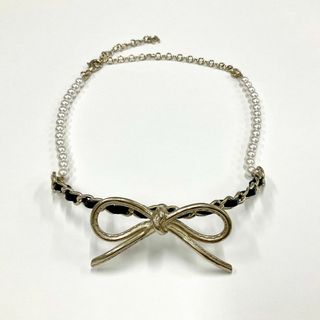 シャネル(CHANEL)の8674 シャネル ココマーク ネックレス チョーカー リボン パール ゴールド(ネックレス)