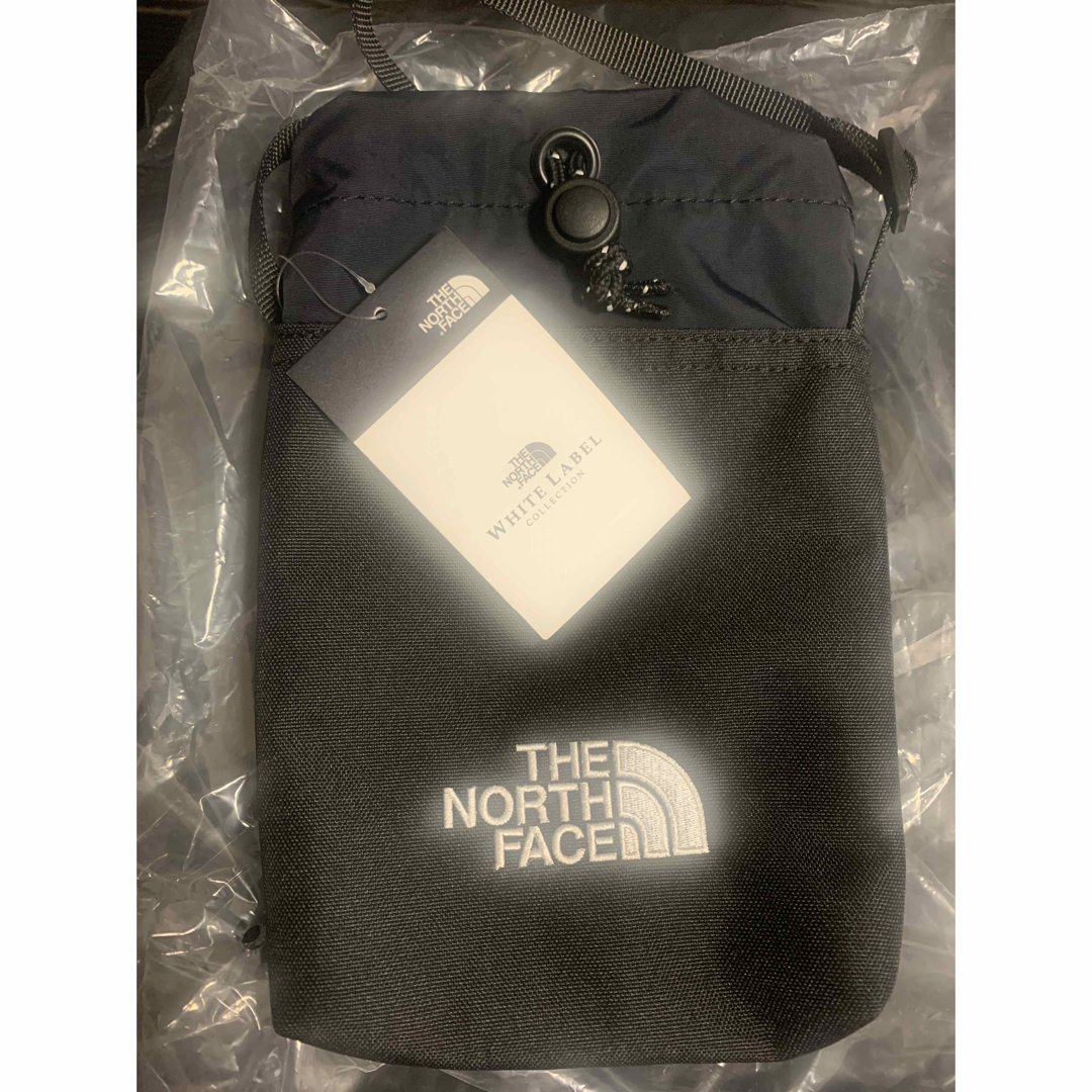 THE NORTH FACE(ザノースフェイス)の韓国ノースフェイスシンプルストリングバッグSIMPLE STRING BAG黒 メンズのバッグ(ショルダーバッグ)の商品写真