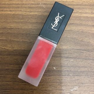 イヴサンローランボーテ(Yves Saint Laurent Beaute)のイヴ・サンローラン　タトワージュ クチュール ベルベットクリーム　201(口紅)