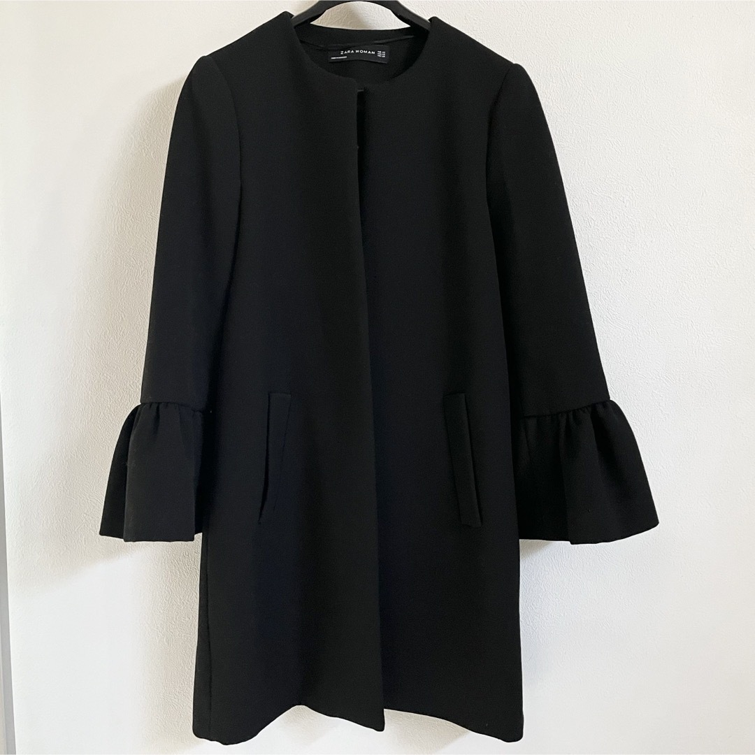ZARA ザラ 袖フリル ノーカラーコート ミドルコート XS ブラック ZARA ザラ 袖フリル ノーカラーコート ミドルコート XS ブラック