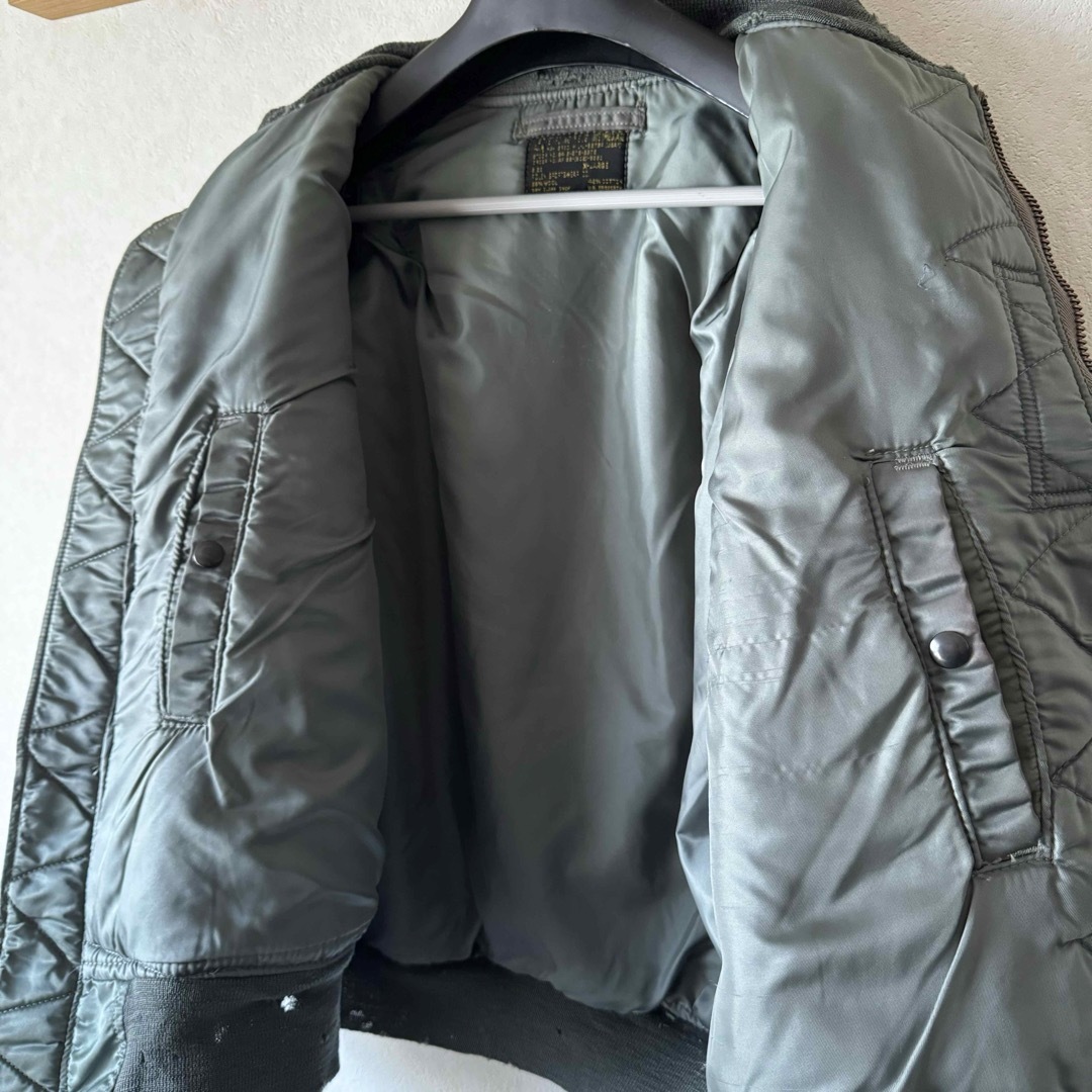 VINTAGE(ヴィンテージ)の米軍 実物 50s  MA-1 MIL-J-8279A XL 黒タグ ma1 メンズのジャケット/アウター(フライトジャケット)の商品写真