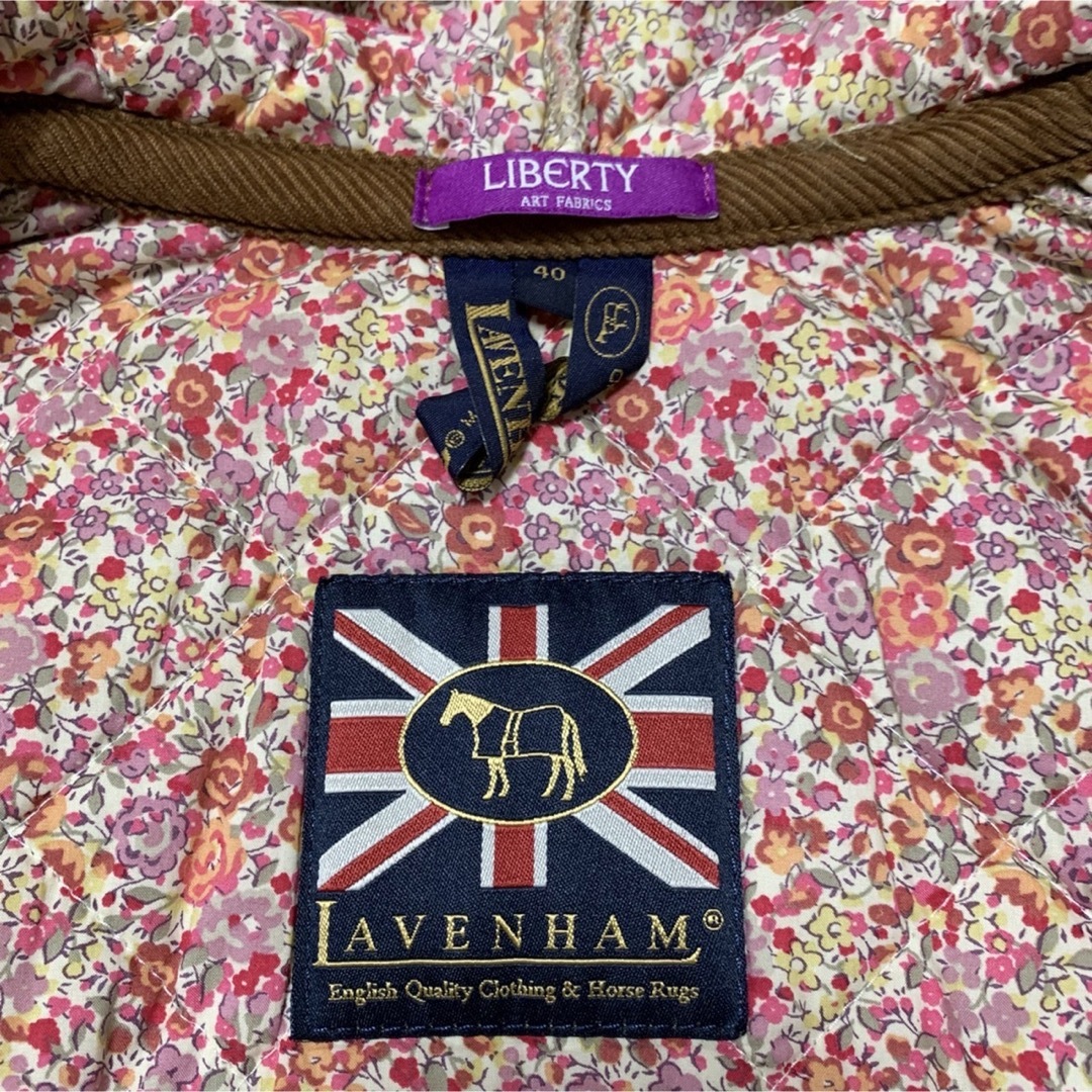 LAVENHAM(ラベンハム)の【極美品】LAVENHAM LIBERTY キルティングコート 花柄 40 レディースのジャケット/アウター(ロングコート)の商品写真