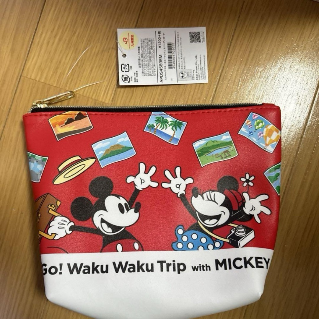 Disney(ディズニー)の『Go! Waku Waku Trip with MICKEY』　ポーチ　未使用 エンタメ/ホビーのおもちゃ/ぬいぐるみ(キャラクターグッズ)の商品写真