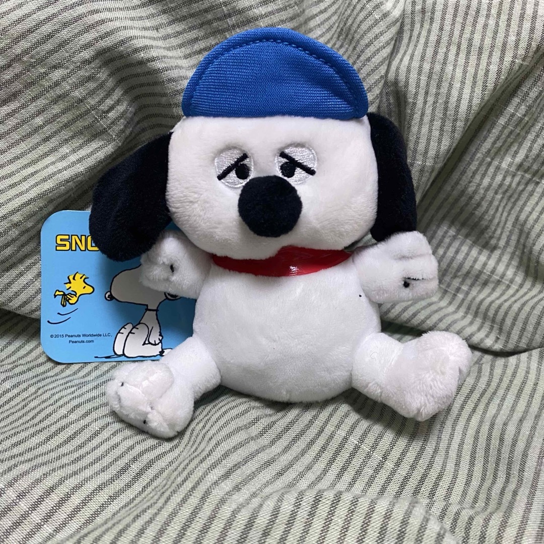 SNOOPY(スヌーピー)のスヌーピー  ちびぬいぐるみストラップ　1つ800円 エンタメ/ホビーのおもちゃ/ぬいぐるみ(ぬいぐるみ)の商品写真