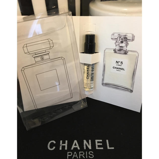 CHANEL(シャネル)の送料込♡最新作シャネルロー♡ コスメ/美容の香水(香水(女性用))の商品写真