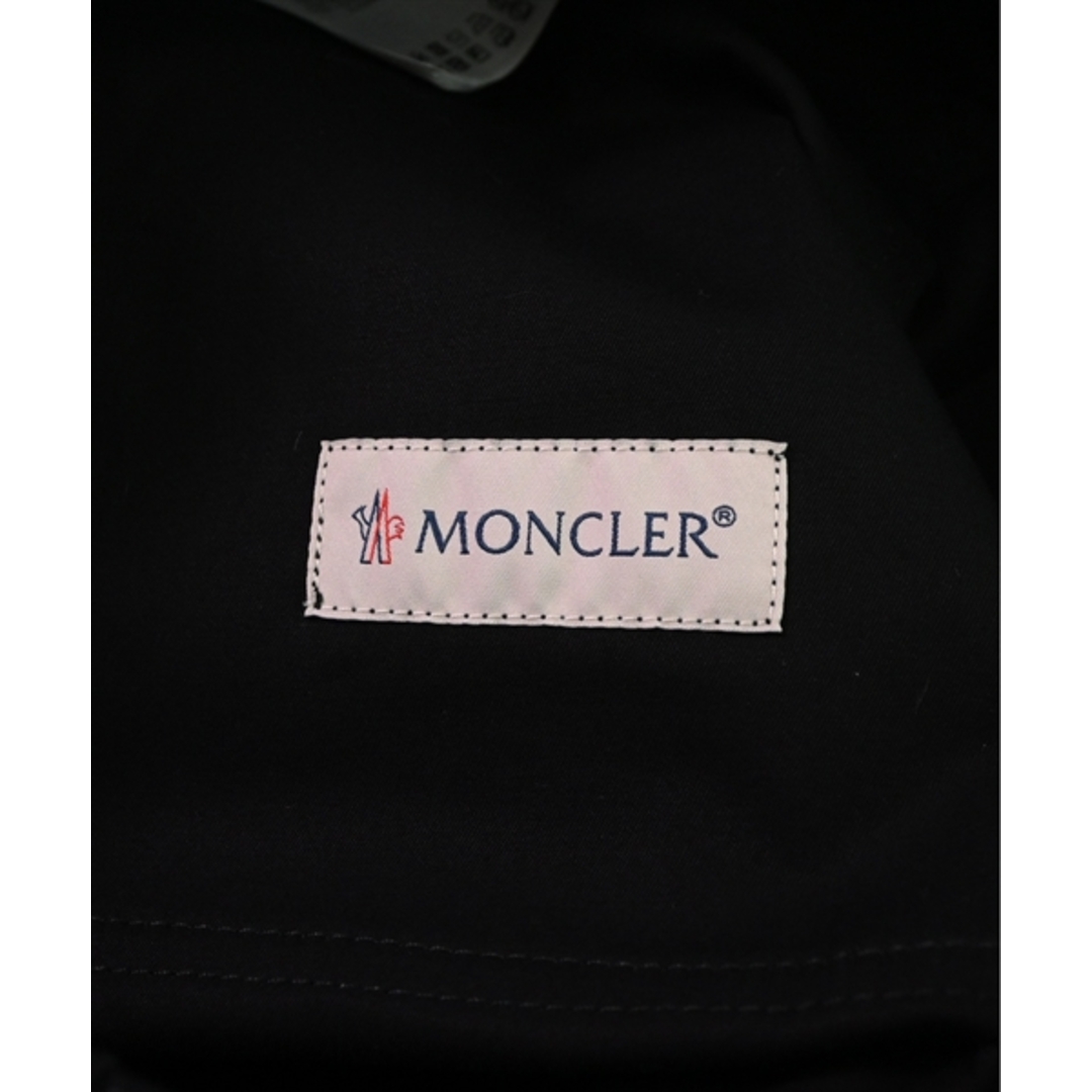 MONCLER(モンクレール)のMONCLER モンクレール ショートパンツ 48(M位) 黒 【古着】【中古】 メンズのパンツ(ショートパンツ)の商品写真