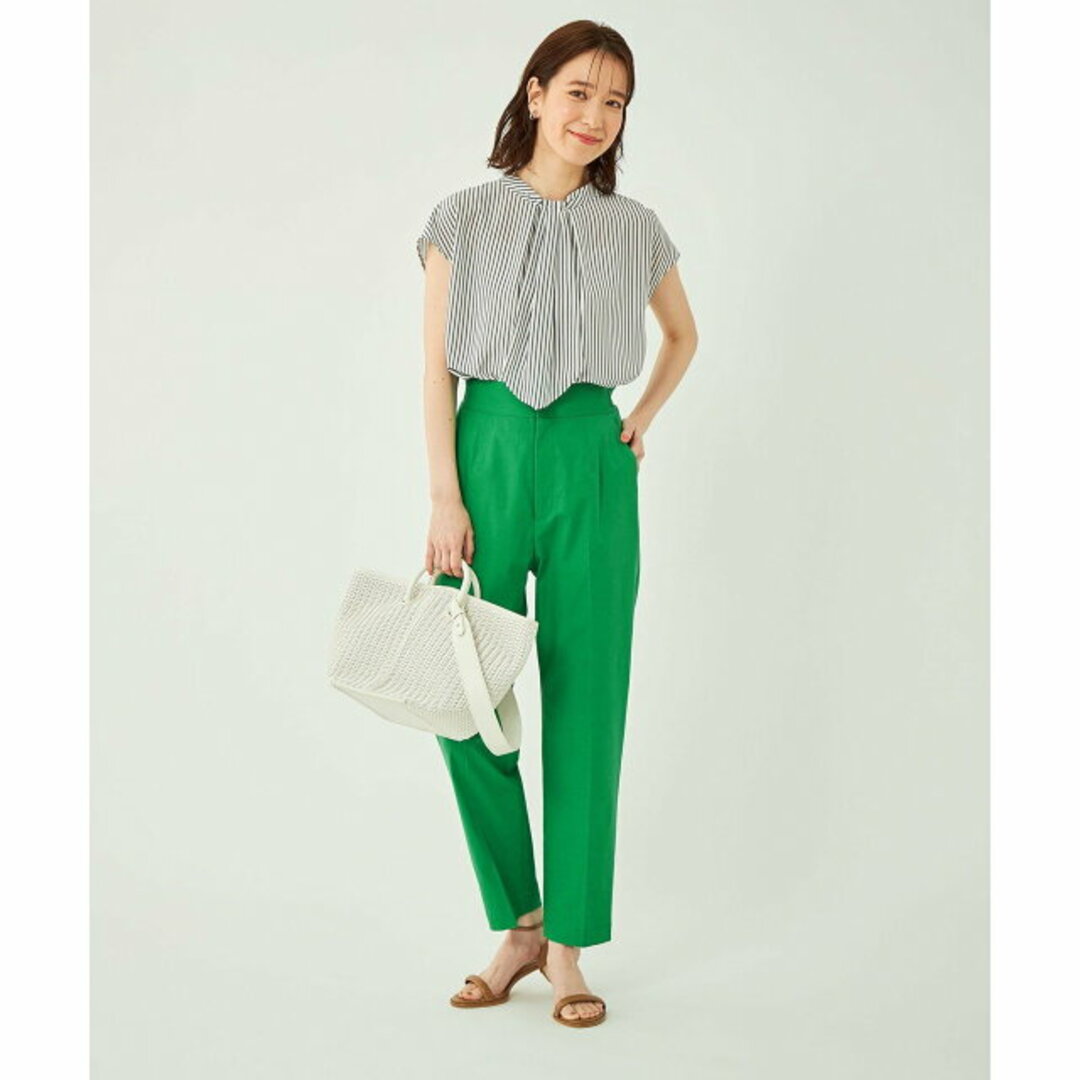 UNITED ARROWS green label relaxing(ユナイテッドアローズグリーンレーベルリラクシング)の【KELLY】【M(38)】サイドタブ バレル テーパード パンツ -マシンウォッシャブル・ストレッチ- レディースのパンツ(その他)の商品写真