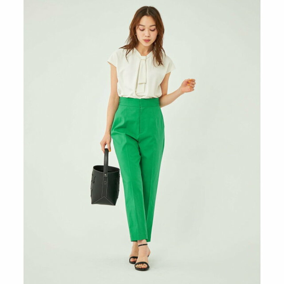 UNITED ARROWS green label relaxing(ユナイテッドアローズグリーンレーベルリラクシング)の【KELLY】【M(38)】サイドタブ バレル テーパード パンツ -マシンウォッシャブル・ストレッチ- レディースのパンツ(その他)の商品写真