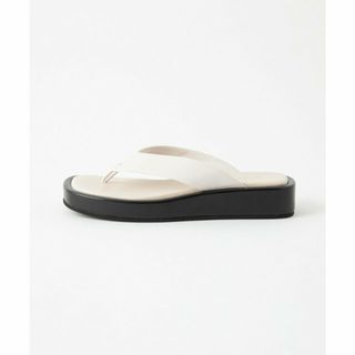 ユナイテッドアローズグリーンレーベルリラクシング(UNITED ARROWS green label relaxing)の【OFF WHITE】プラット トングサンダル(3.5cmヒール)(その他)