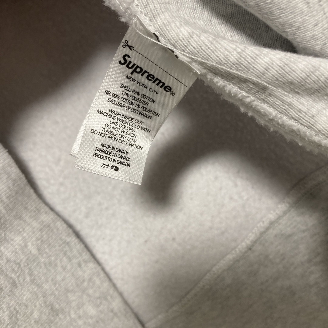 Supreme(シュプリーム)のSupreme Capital Hooded Sweatshirt M メンズのトップス(パーカー)の商品写真