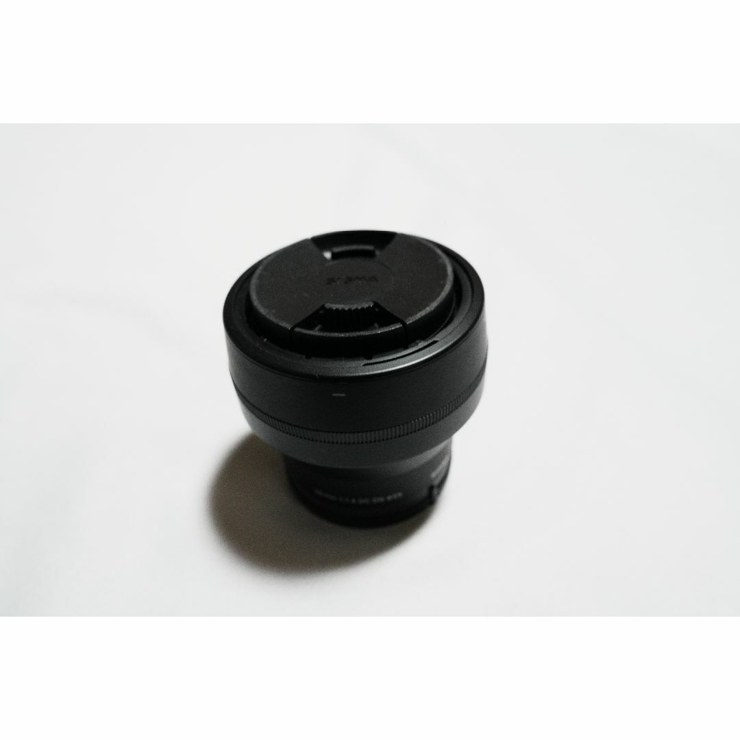 SONY(ソニー)のSIGMA シグマ Sony Eマウント レンズ 56mm F1.4 DC DN スマホ/家電/カメラのカメラ(レンズ(単焦点))の商品写真