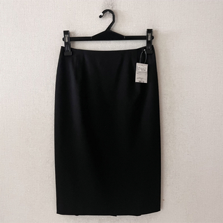 アンタイトル(UNTITLED)のアンタイトル♡新品♡黒の定番タイトスカート(ひざ丈スカート)