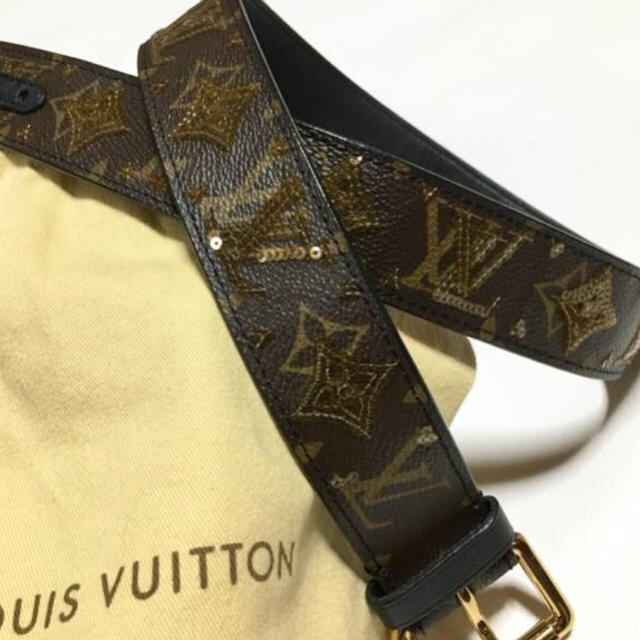 LOUIS VUITTON(ルイヴィトン)のAAA様専用 ヴィトン ベルト レディース スパンコール ゴールド レディースのファッション小物(ベルト)の商品写真