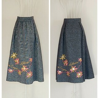 LoisCRAYON　グレンチェック立体刺繍ウールスカート