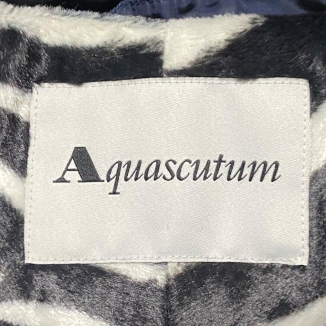 AQUA SCUTUM(アクアスキュータム)のAquascutum(アクアスキュータム) コート サイズS レディース - ネイビー 長袖/アウター取外し可/フード取外し可/冬/秋 レディースのジャケット/アウター(その他)の商品写真