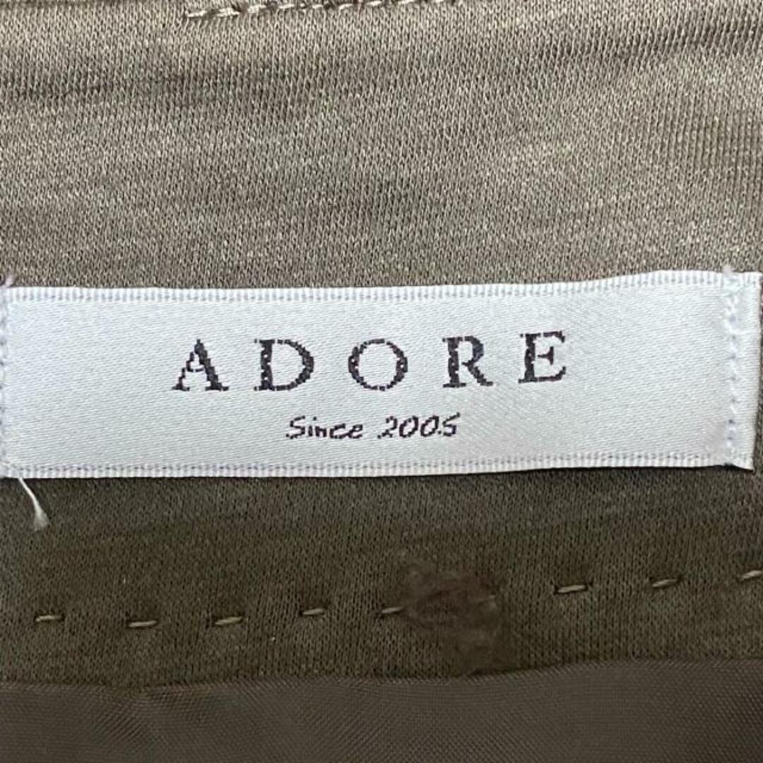 ADORE(アドーア)のADORE(アドーア) ワンピース サイズ38 M レディース - カーキ×グレー 半袖/ロング レディースのワンピース(その他)の商品写真