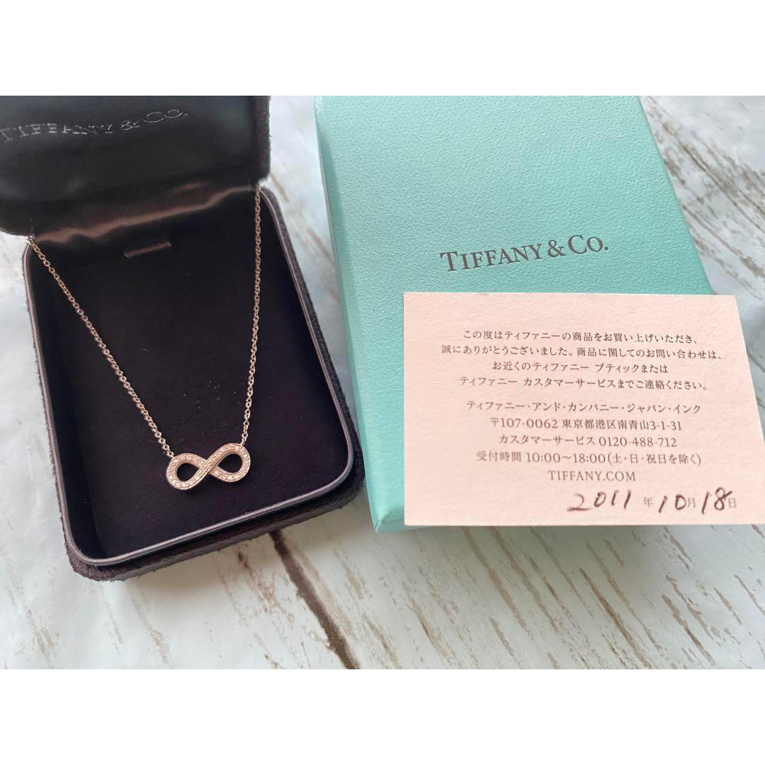 Tiffany & Co.(ティファニー)のTIFFANY インフィニティネックレスPT 950 ×ダイヤ 0.10ct レディースのアクセサリー(ネックレス)の商品写真