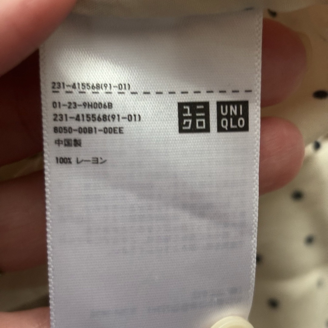 UNIQLO(ユニクロ)のドットシャツ レディースのトップス(シャツ/ブラウス(長袖/七分))の商品写真